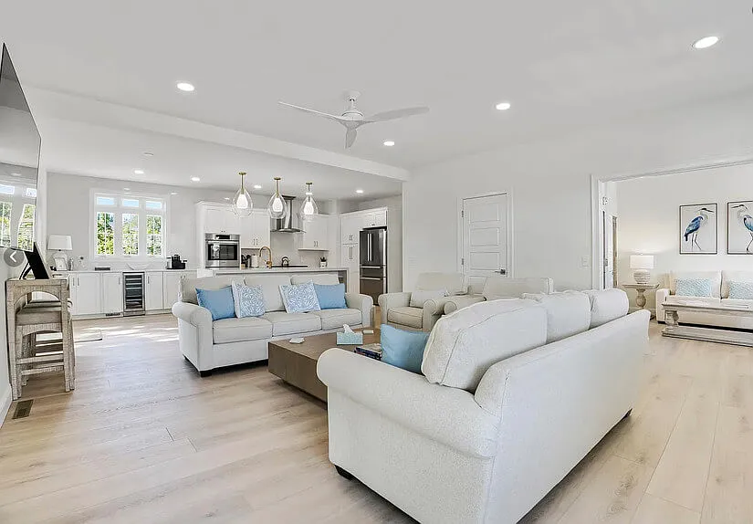 Fully Furnished Rental home in Wells ME — Photo 2