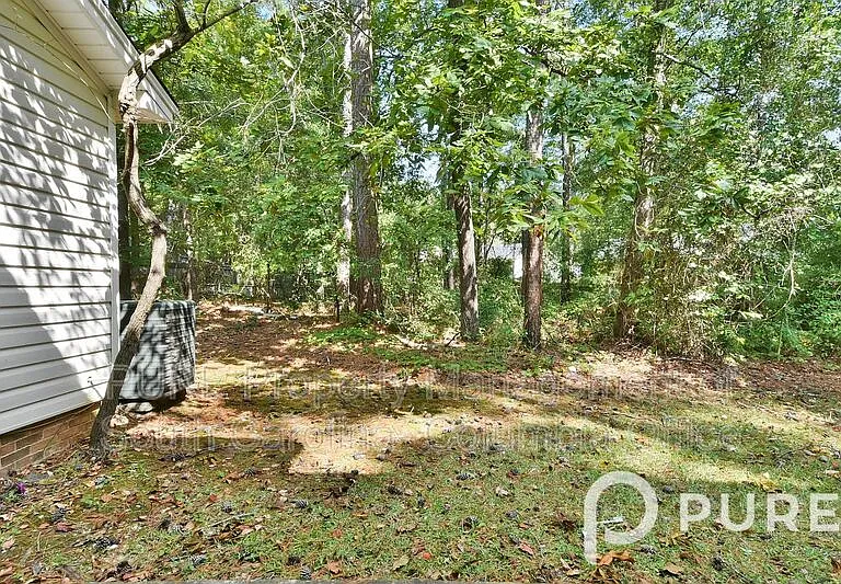 121 Manorwood Ct #C — Photo 11