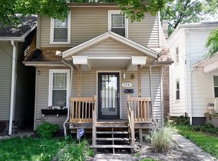 306 1/2 S Gridley St, Bloomington, IL 61701