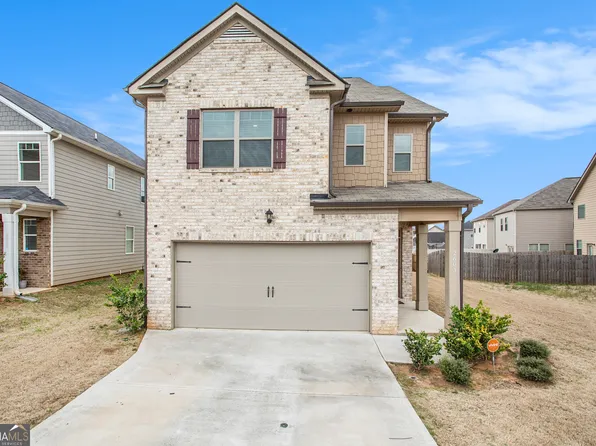 2603 Lovejoy Crossing Dr, Hampton, GA 30228