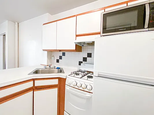 Rented by Blackwater Associates Inc. | media 10