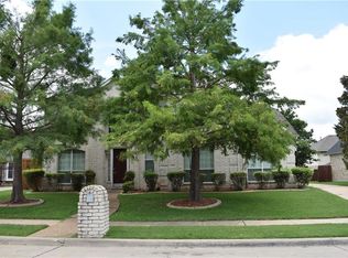 1240 Summerside Dr, Desoto, TX 75115