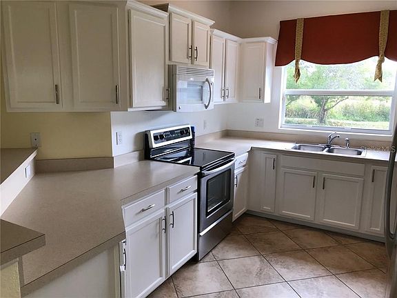 2nd image of 1366 Grantham Dr