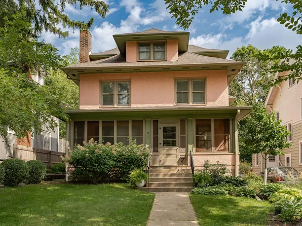 811 6th St SW, Rochester, MN 55902