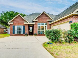 3520 Chesterfield Dr, Semmes, AL 36575