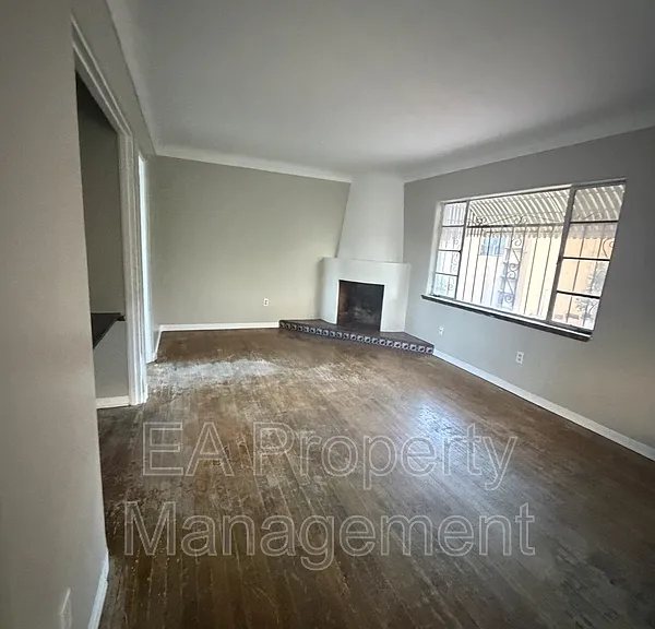 414 Pine St SE #3 — Photo 3