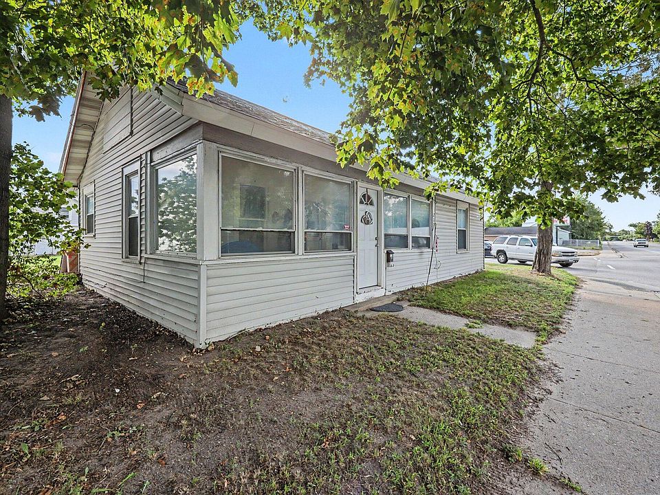 1st image of 807 Colburn Ave