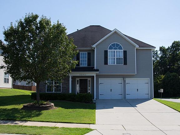 2nd image of 3643 Chepstow Ct