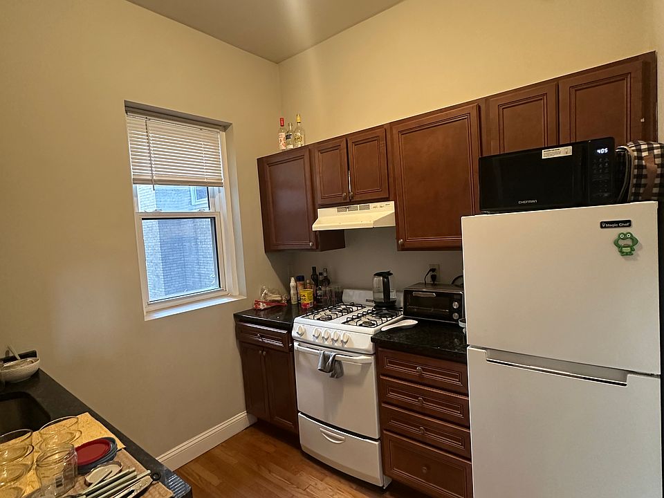 1st image of 1197 Commonwealth Ave APT 1
