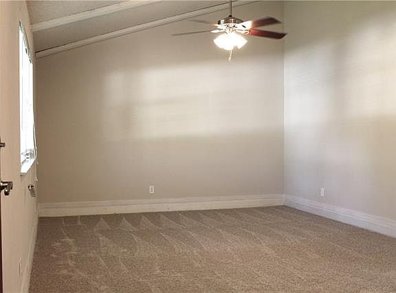 2nd image of 342 Rollingridge Ln