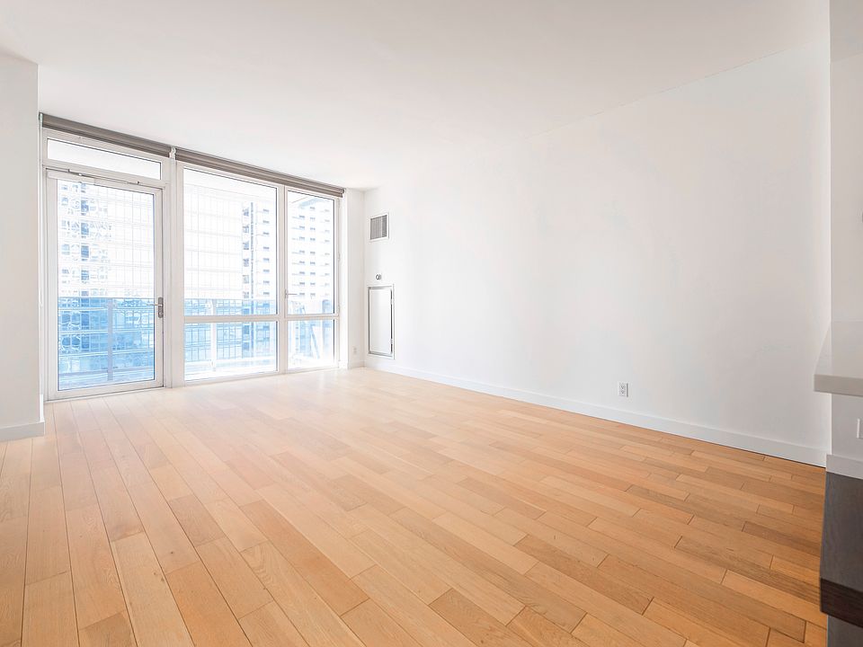 1st image of 22 N 6th St APT 17B
