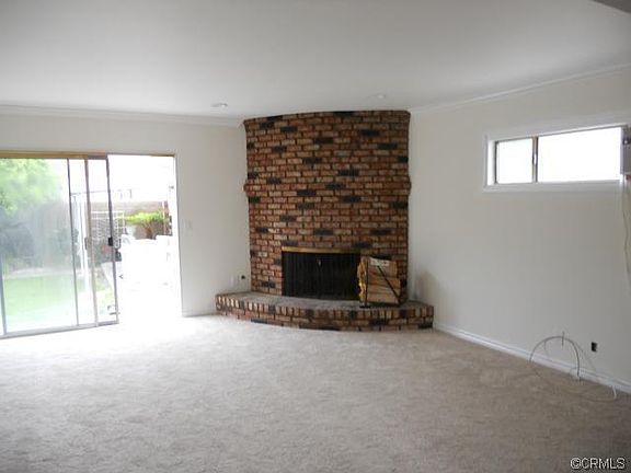 3rd image of 12112 Summer Ave
