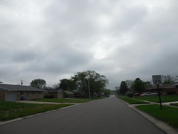 4th image of 7221 Stonehurst Dr