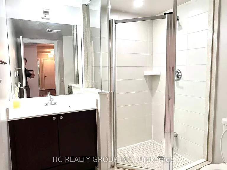 181 Village Green Sq #1415 — Photo 18