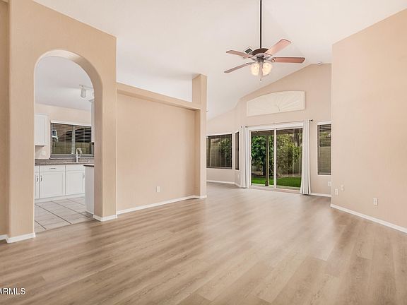 4th image of 3893 W PARK Avenue