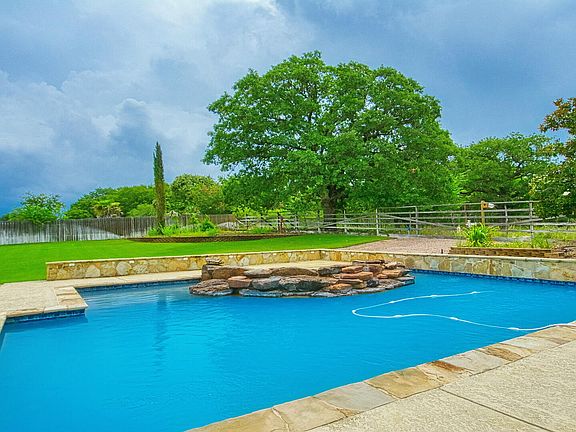 4th image of 156 Abrego Lake Dr