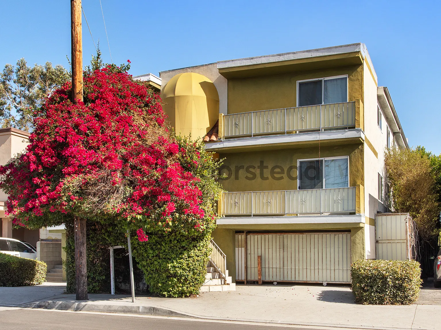 2 bed, 1.5 bath, 1100 sqft, $2,850 — Photo 2