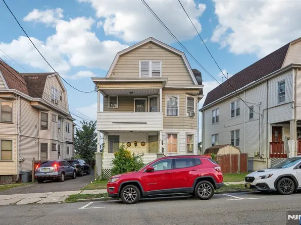 370 N 7th St, Prospect Park, NJ 07508