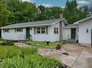 4795 Bunker Hill Rd, Williamsburg, MI 49690