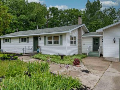 4795 Bunker Hill Rd, Williamsburg, MI, 49690