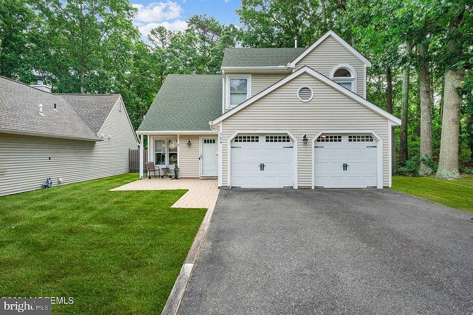 1st image of 734 Whalers Cove Ct