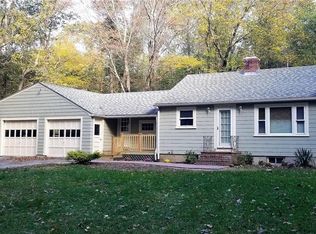 140 Whitehead Rd, Coventry, RI 02816