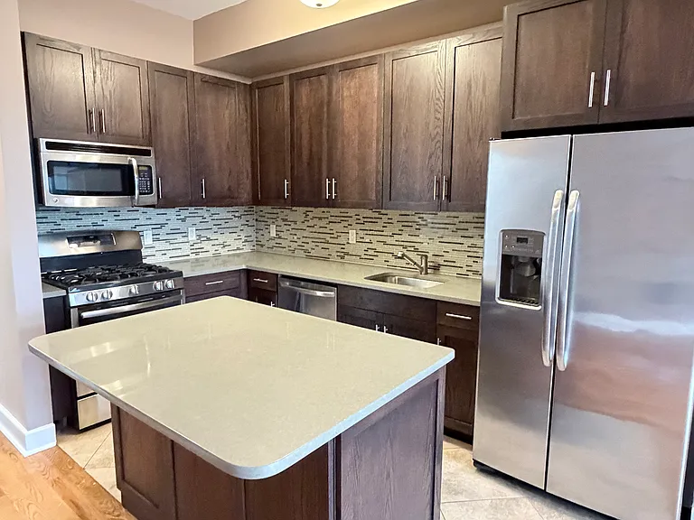 90 Bay Street Lndg #7H — Photo 13