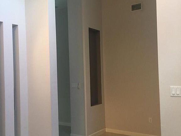 3rd image of 3032 W Lake Ave