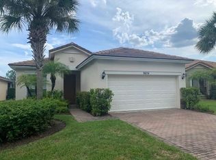 9654 SW Flowermound Cir, Port Saint Lucie, FL 34987