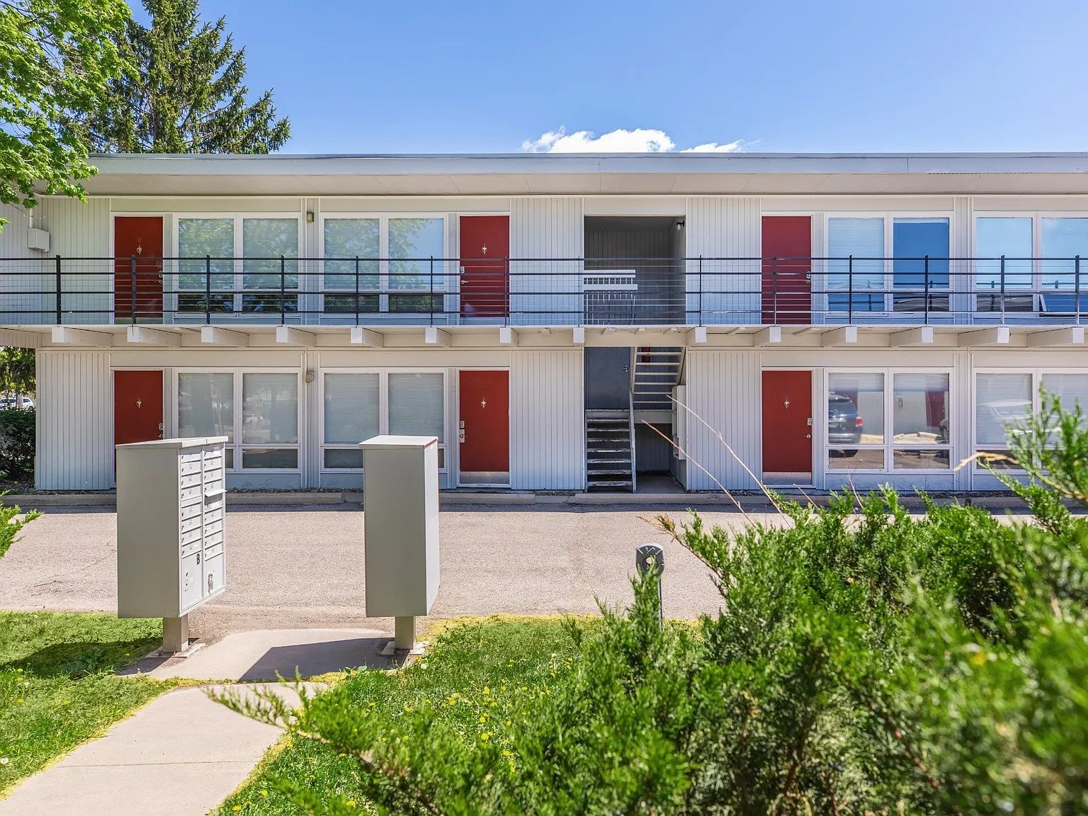 The Colby Apartments — Photo 1