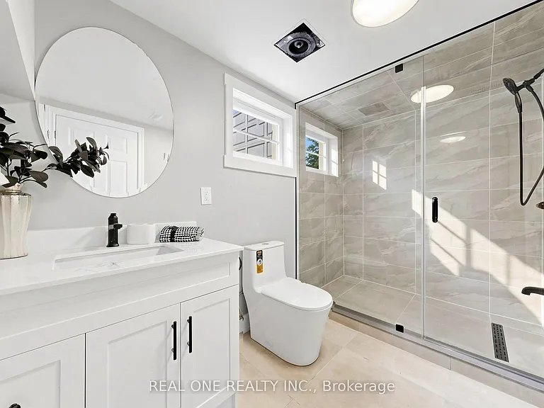 49 Bayview Pkwy #BASEMENT — Photo 21
