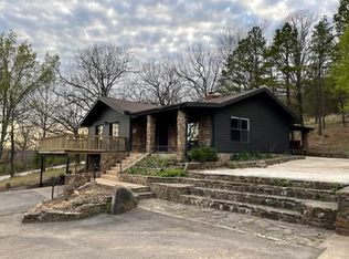 720 S Mount Millsap Ln, Fayetteville, AR 72704