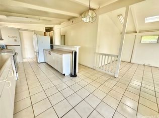 2245 Apoepoe St, Pearl City, HI 96782
