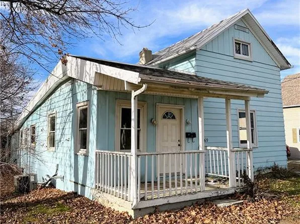 869 Columbus Ave, Fostoria, OH 44830