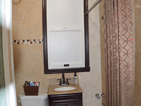 4th image of 2226 Bruckner Blvd #2
