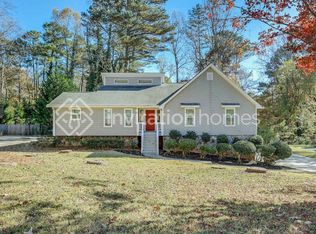 5178 Rockbridge Dr, Stone Mountain, GA