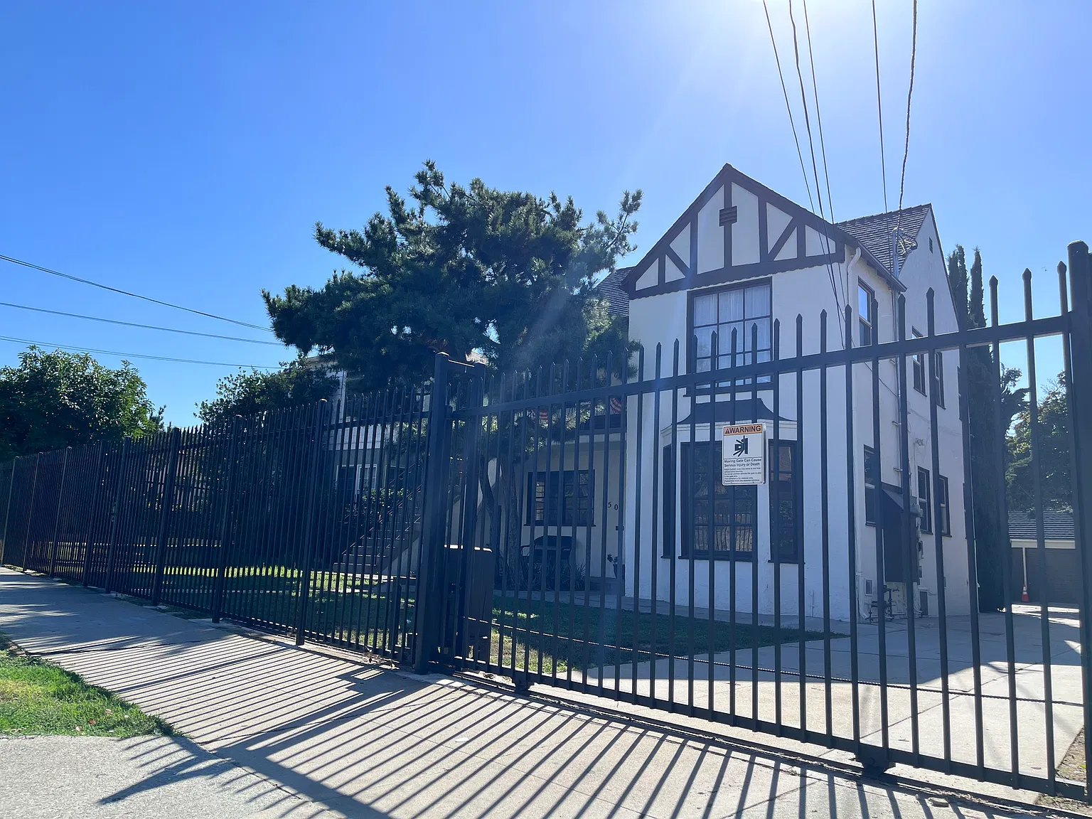 2 bed, 850 sqft, $3,500 — Photo 3