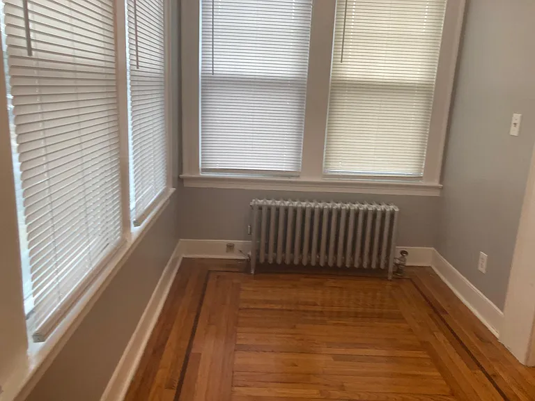 257 Sheffield Ave — Photo 11