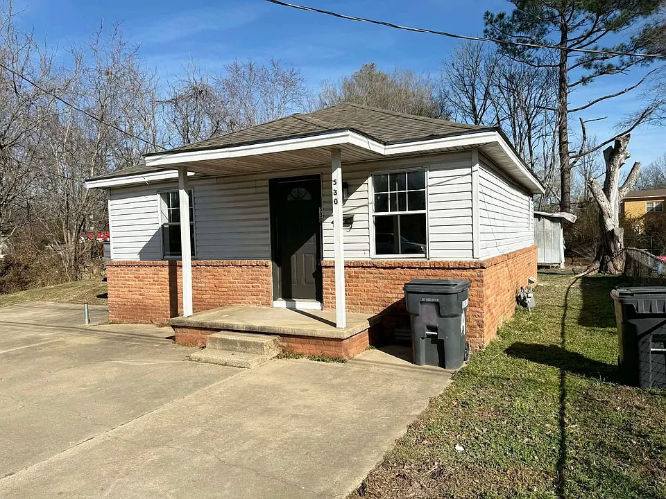 530 N Main St