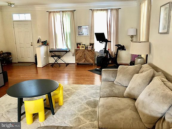 5th image of 902 Havencrest St