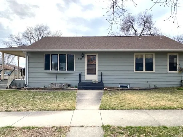 703 N Huron Ave, Pierre, SD 57501