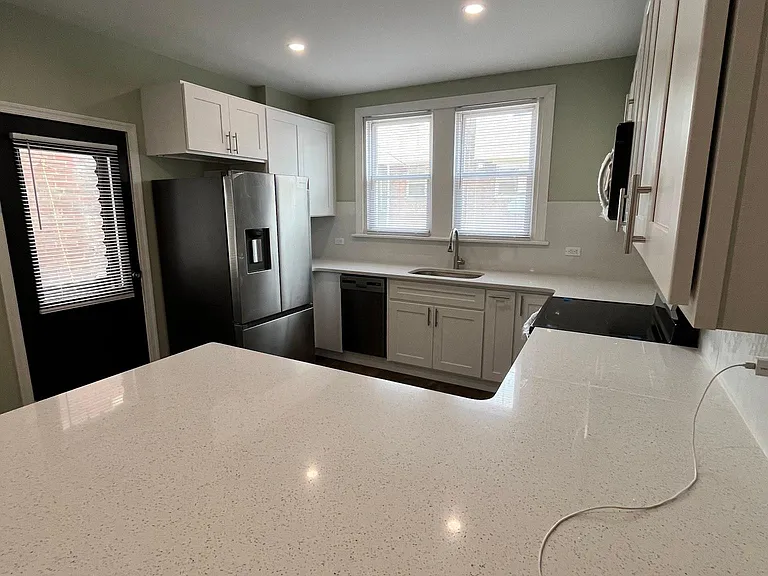 4729 Shelmire Ave — Photo 2