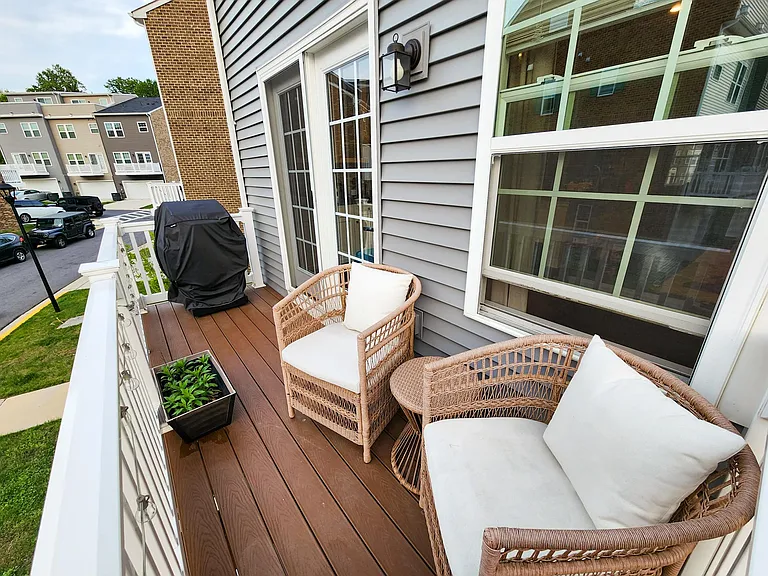 719 Sky Bridge Dr — Photo 9