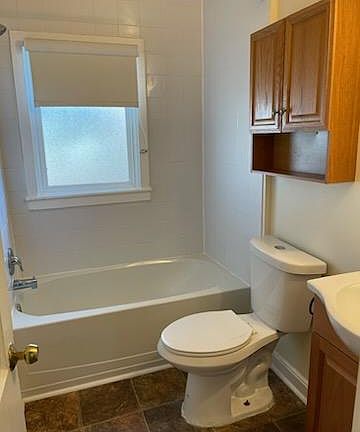 5th image of 568 Taylor Dr SE