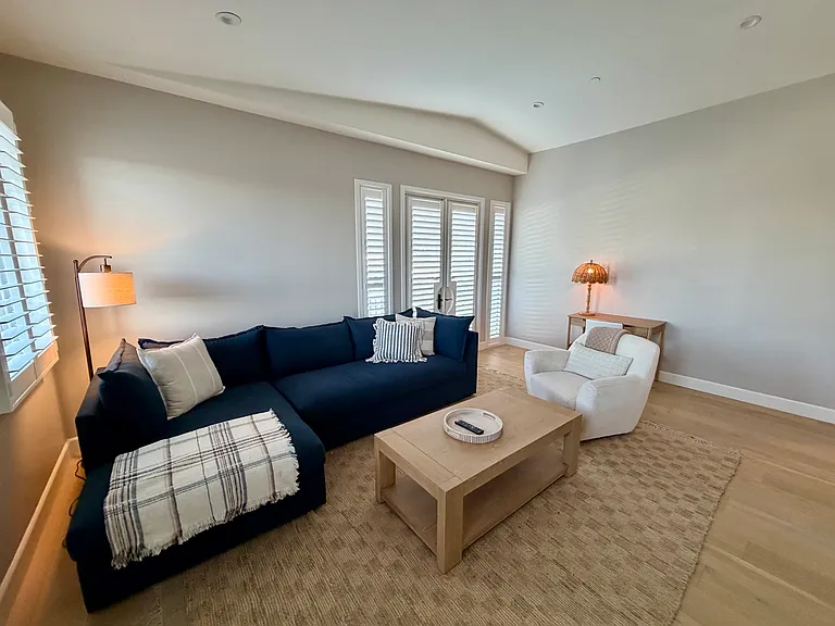 1010 S El Camino Real — Photo 28