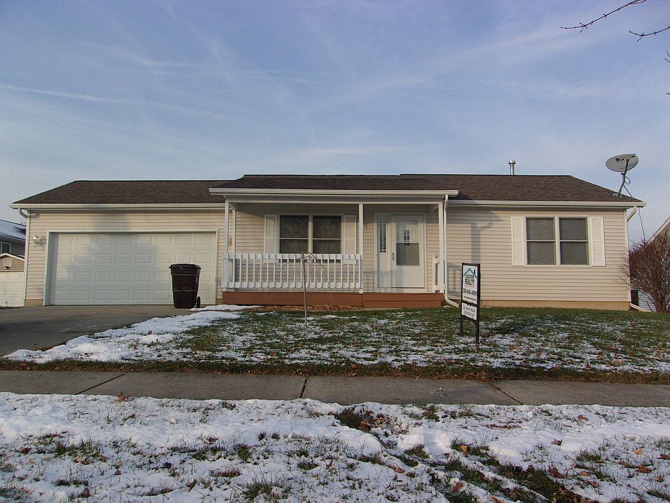 1st image of 617 Howard Ln