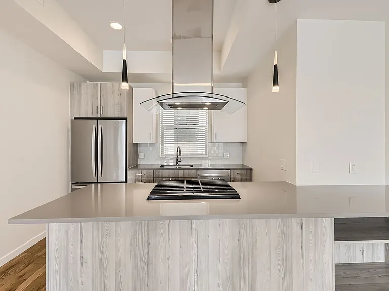 2848 W 24th Ave #4 — Photo 4