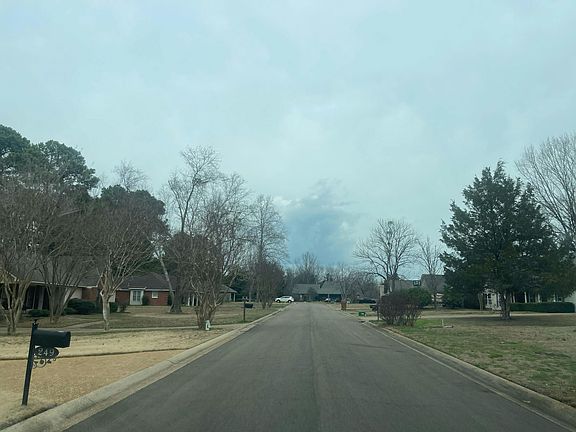 4th image of 241 Timberline Dr