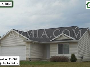 5806 Wheatland Dr SW, Cedar Rapids, IA 52404