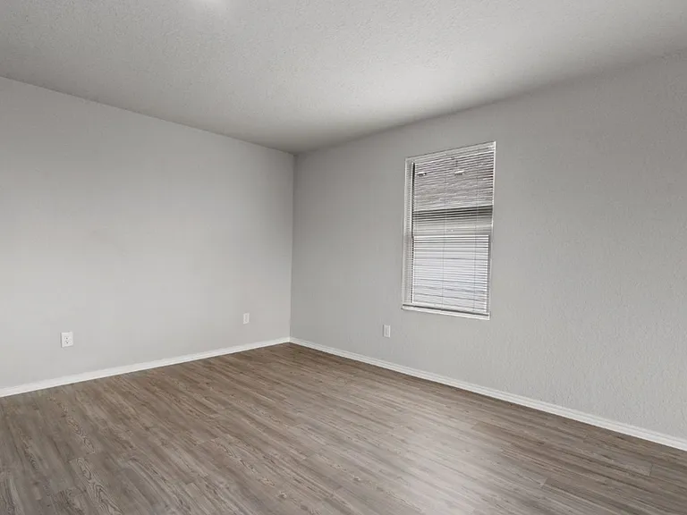542 Blue Stem Rd — Photo 13